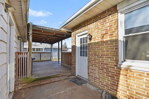 2669 Valley Drive Drive, Saginaw Charter Township, MI, 48603 | Card Image