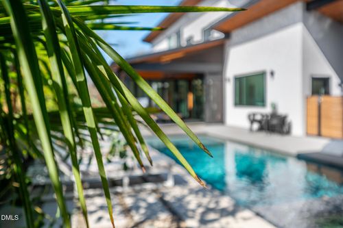 112 Lindsay St, Carrboro, NC, 27510-1740 | Card Image