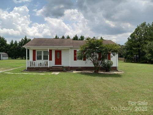 2125 London Rd, Mooresville, NC, 28115-7230 | Card Image