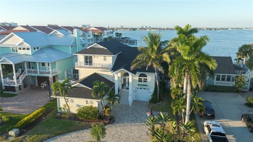 255 46th Ave, St Pete Beach, FL, 33706-2563 | Card Image