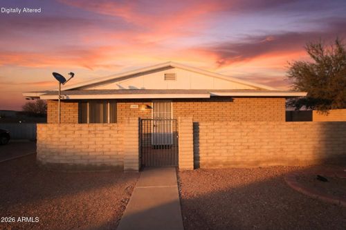 1006 N Pueblo Dr, Casa Grande, AZ, 85122-3633 | Card Image