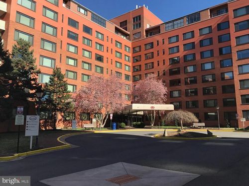 1017-1021 Arlington Blvd, ARLINGTON, VA, 22209-2240 | Card Image