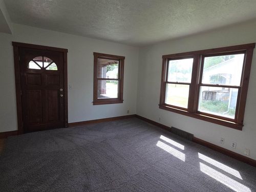 1128 W State St, Janesville, WI, 53546-5323 | Card Image