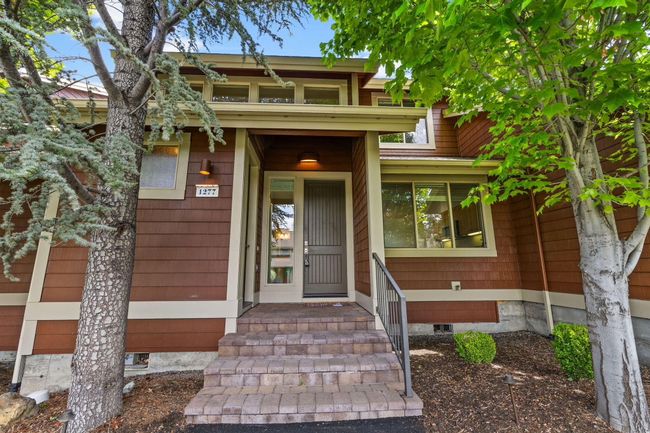 Front steps | Image 5