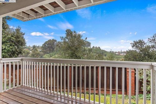 1839 Shirley Dr, Benicia, CA, 94510-2667 | Card Image