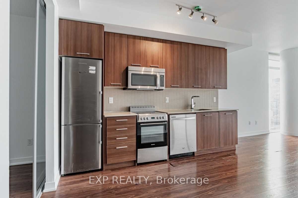 Residential Lease in Toronto C08 3