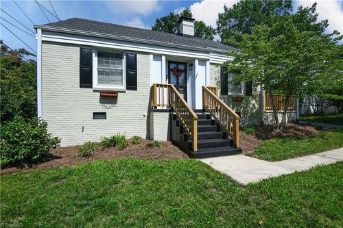 212 W Newlyn Street, Greensboro, NC, 27408 | Card Image