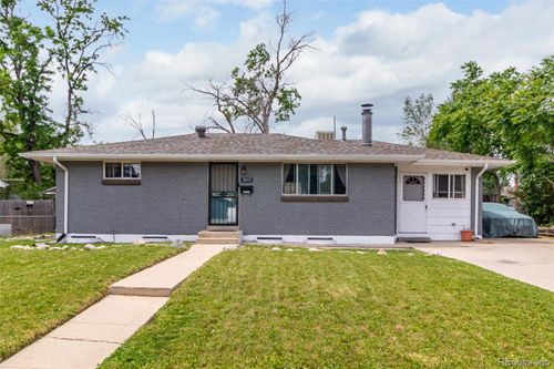 2612 Meadowbrook Dr, Denver, CO, 80221-3243 | Card Image