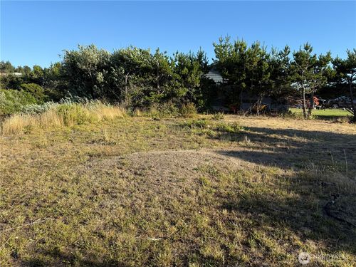 31004 H St, Ocean Park, WA, 98640-5083 | Card Image