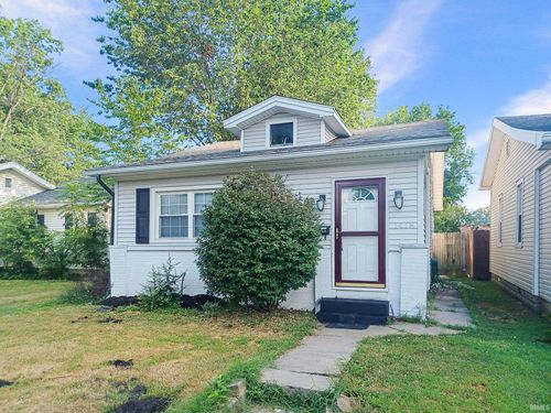 1418 E Jackson Avenue, Evansville, IN, 47714 | Card Image