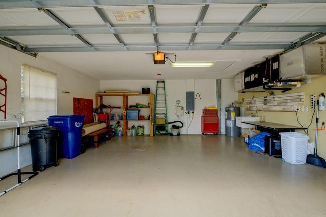 garage | Image 22