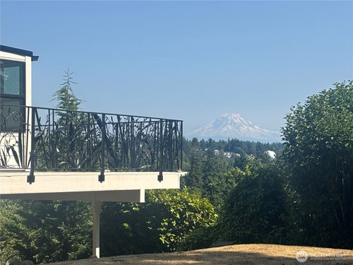 21027 7th Pl S, Des Moines, WA, 98198-3236 | Card Image
