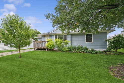 421 Nw 2nd St, Buffalo Lake, MN, 55314-1017 | Card Image