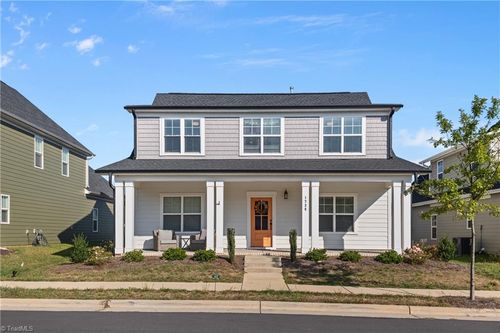 1736 Eastover Dr, Kernersville, NC, 27284-4020 | Card Image