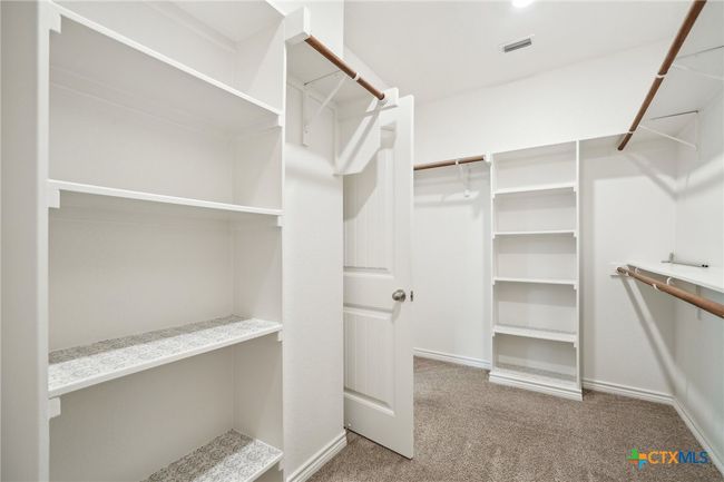 4049 Hickory Forrest Dr, Home with 3 bedrooms, 3 bathrooms and null parking in Seguin TX | Image 21