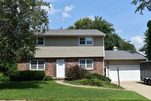 1115 2nd St Se, Oelwein, IA, 50662-2614 | Card Image