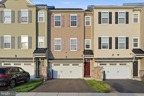 145 Mercer Ct, FAIRLESS HILLS, PA, 19030-2025 | Card Image