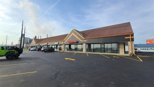 498 W Us 50 Parkway, Lawrenceburg, IN, 47025 | Card Image