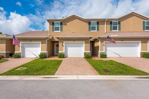 941 Ne Trailside Run, Port St. Lucie, FL, 34983-3531 | Card Image
