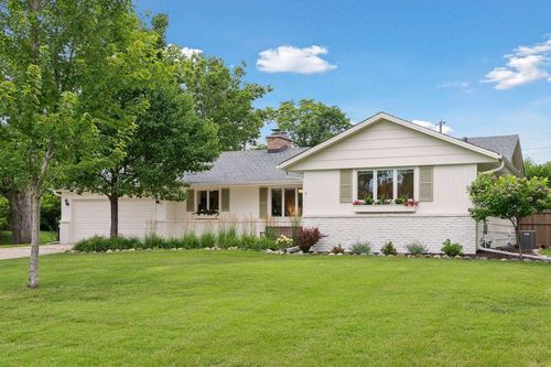 4920 Lantana Ln, Edina, MN, 55435-4008 | Card Image