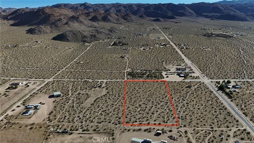 779 Quailbush Rd, Landers, CA, 92285 | Card Image