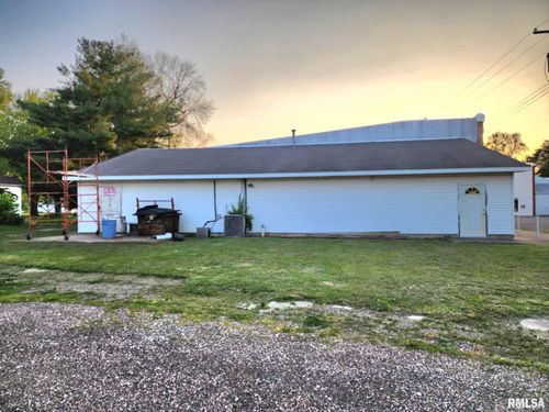 712 Smith St, Golden, IL, 62339 | Card Image