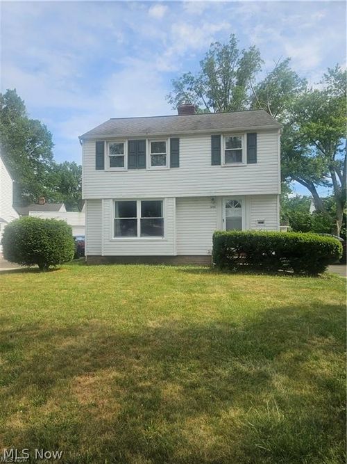 3898 Salisbury Rd, South Euclid, OH, 44121-1951 | Card Image