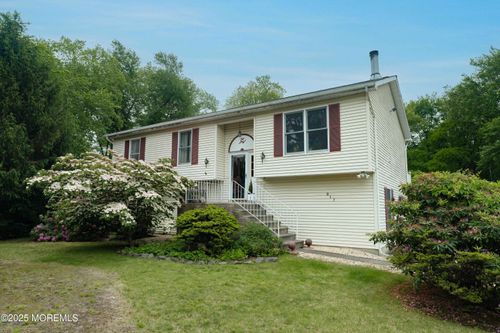 817 Wright Debow Rd, JACKSON, NJ, 08527-5429 | Card Image