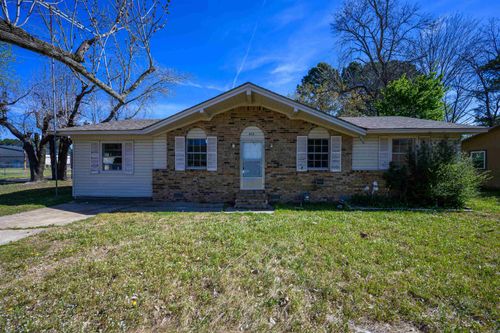 611 W Barnett St, Kensett, AR, 72082-3822 | Card Image