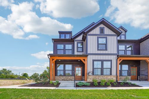 038-307 Lantana Dr, Brighton, MI, 48116-1460 | Card Image