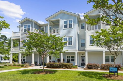 641 N Laurel Street, Summerville, SC, 29483 | Card Image