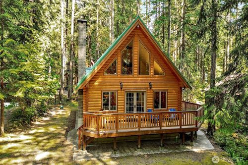 7472 Glacier Springs Dr, Deming, WA, 98244-9572 | Card Image