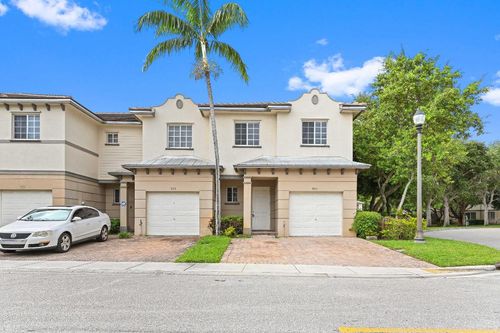 975 Tortuga Lane, Riviera Beach, FL, 33404 | Card Image
