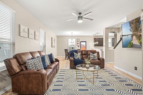 10415 Mission Cyn, San Antonio, TX, 78224-4472 | Card Image