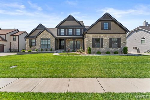 16936 Lake Mdw, Chesterfield, MO, 63005-4669 | Card Image