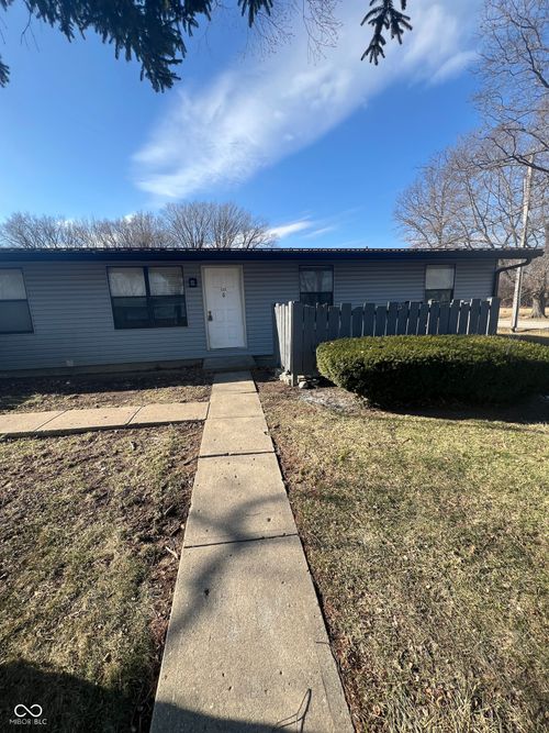 apt-123-2000 Indianapolis Rd, Crawfordsville, IN, 47933-3174 | Card Image