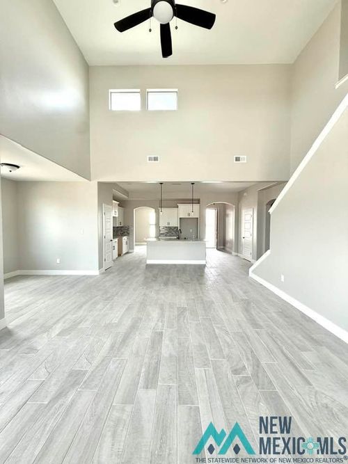 2514 Segovia, Carlsbad, NM, 88220 | Card Image