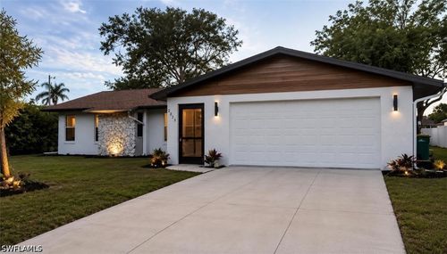 2025 49th Ter Sw, NAPLES, FL, 34116-5741 | Card Image