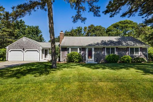 12 Lockwood Dr, South Dennis, MA, 02660-3612 | Card Image