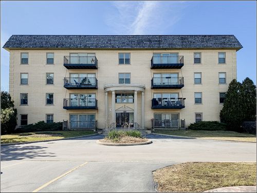 401-9601 Golf Rd, Des Plaines, IL, 60016-1559 | Card Image