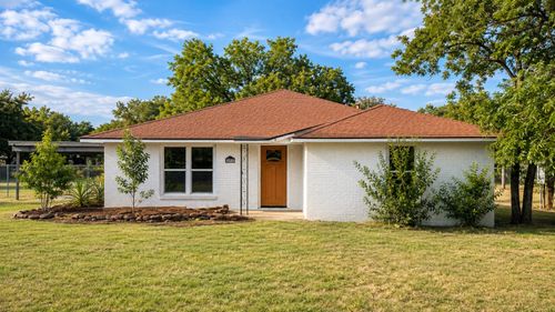 600 Old Justin Rd, Argyle, TX, 76226-3511 | Card Image
