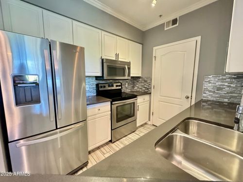 226-1701 E Colter St, Phoenix, AZ, 85016-3363 | Card Image