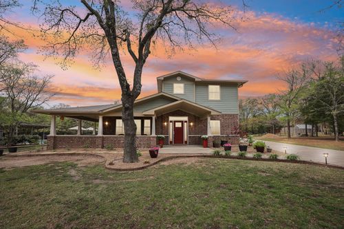 315 County Road 261, Valley View, TX, 76272-8055 | Card Image