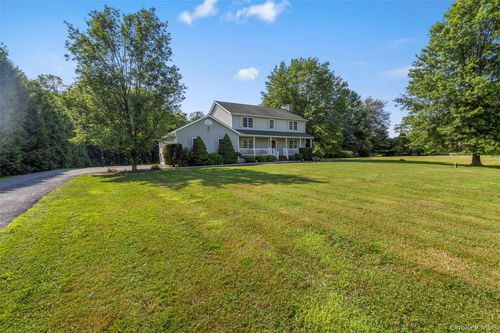 395 Toleman Rd, Rock Tavern, NY, 12575-5513 | Card Image