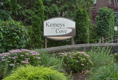 317-317 Kemeys Ave, Briarcliff Manor, NY, 10510-2051 | Card Image
