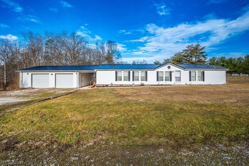 80 Sugar Ln, Mineral Wells, WV, 26150-8111 | Card Image