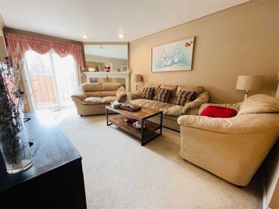 1 - 1205 Lamb's Crt, Condo with 3 bedrooms, 4 bathrooms and 2 parking in Burlington ON | Image 2