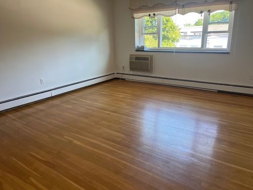 9-366 Elliot St, Newton, MA, 02464 | Card Image
