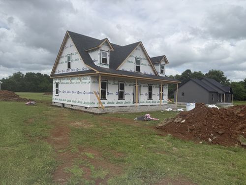 2110 Laws Hill Cir, Lewisburg, TN, 37091-5022 | Card Image