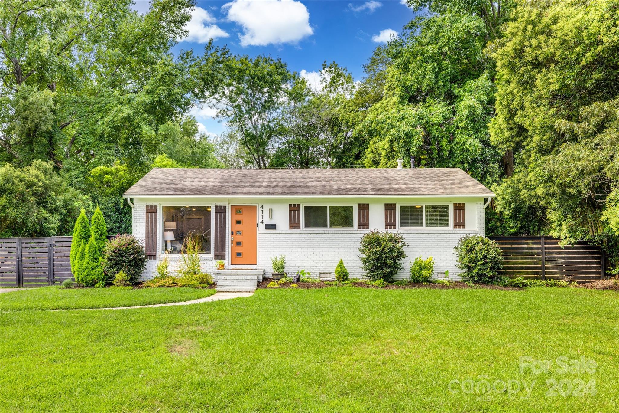 Strangford Ave, Charlotte, NC 28215